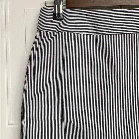 Banana Republic Railroad Stripe pencil Skirt 2 - Picture 2 of 6